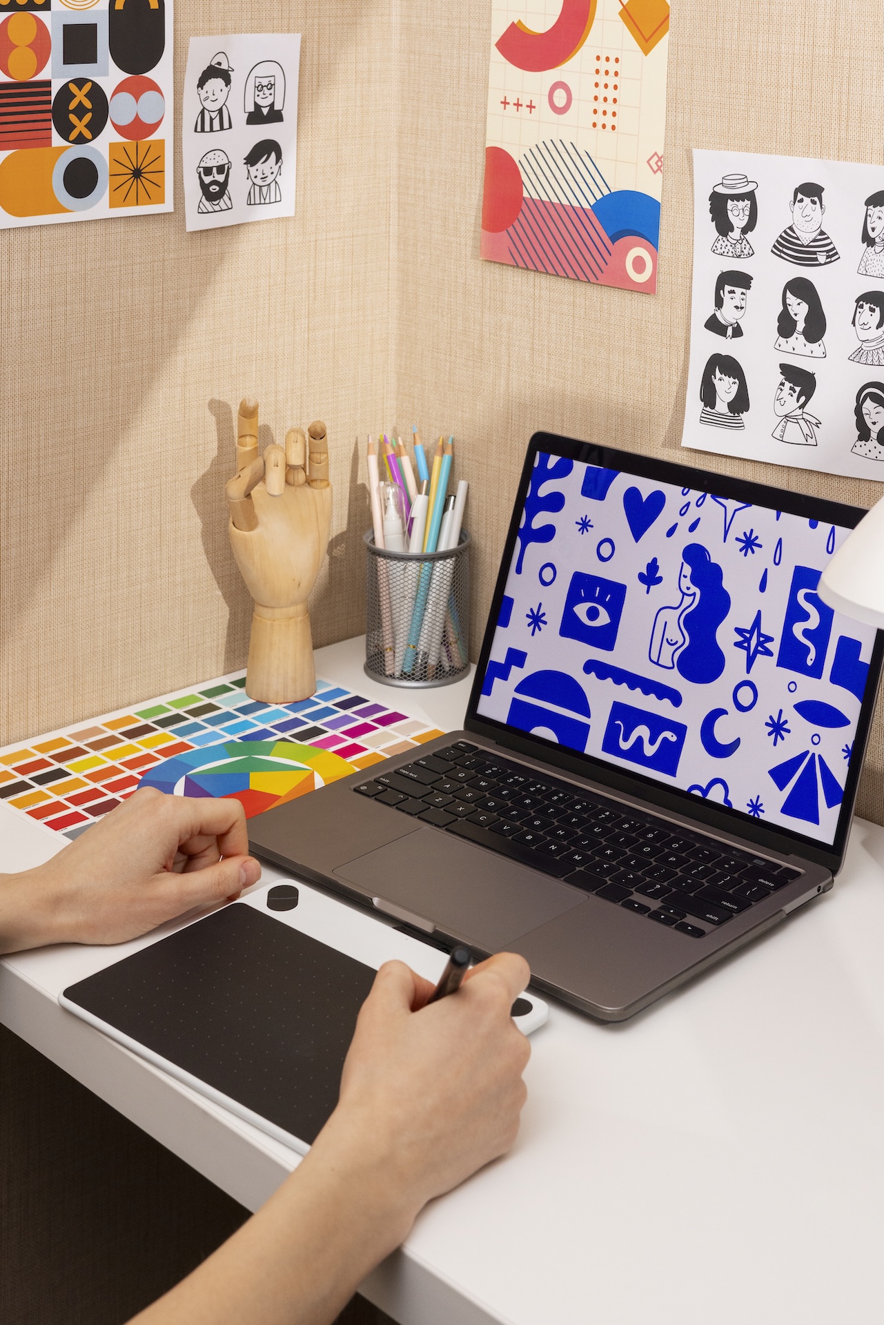 Comment rédiger un brief parfait pour la création de votre logo et charte graphique ?