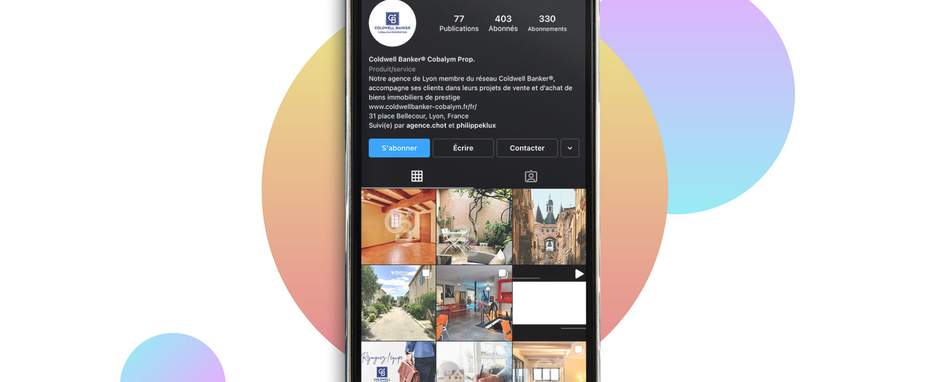iPhone ouvert sur le compte instagram de l'agence Coldwell Banker Lyon